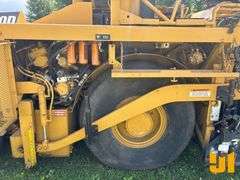 2006 CATERPILLAR AP-1000D RUBBER TIRE PAVER  SN: CATAP100AEAD00122