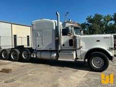 2016 PETERBILT 389 TRI AXLE TRUCK TRACTOR VIN: 1XPXP4EX7GD317055