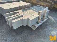 PALLET OF BLUE STONE PAVERS