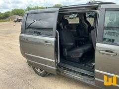 2010 DODGE GRAND CARAVAN SXT VIN: 2D4RN5D10AR446586 FWD