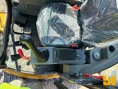 2024 XCMG XE35U MINI EXCAVATOR SN: XUGK0351CLKA02034