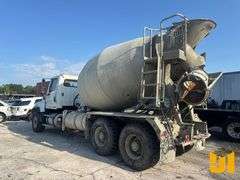 2018 FREIGHTLINER 114SD TANDEM AXLE REAR DISCHARGE MIXER TRUCK VIN: 3ALHG3DV5JDJN2472