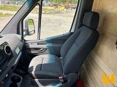 2019 FREIGHTLINER SPRINTER SPRINTER VAN VIN: WDPPF4CD8KN041347