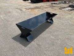 UNUSED HEAVY DUTY 90" CATTLE FEEDER