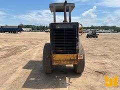 1999 CATERPILLAR CS323C SINGLE DRUM VIBRATORY ROLLER SN: 1EN00250