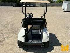 2018 EZ GO TXT GOLF CART SN: 3352093