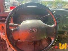 2005 FORD F550 SINGLE AXLE REGULAR CAB STAKE BED TRUCK VIN: 1FDAF56P75EA79242