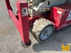2015 MEC 3259ET 32’ SCISSOR LIFT SN: 13100321