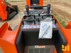 UNUSED HURRICANE RATOR740D STAND ON MULTI TERRAIN LOADER