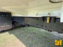 2025 KENWORTH T480 S/A REAR LOAD RESIDENTIAL COLLECTION TRUCK VIN: 2NK5HJ8X9SM132992