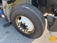 2014 HINO CONVENTIONAL TYPE TRUCK SINGLE AXLE VAN TRUCK VIN: 5PVNE8JL4E4S50131