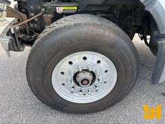 2006 VOLVO TRUCK VHD TRI-AXLE DUMP TRUCK VIN: 4V5K99GH36N393468