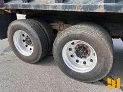 2006 VOLVO TRUCK VHD TRI-AXLE DUMP TRUCK VIN: 4V5K99GH36N393468