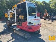 2022 TAKEUCHI TB235-2 HYDRAULIC EXCAVATOR SN: 123601670