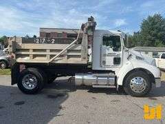 2006 KENWORTH T300 SINGLE AXLE DUMP TRUCK VIN: 2NKMHD6H86M155193