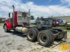 2008 PETERBILT 389 TANDEM AXLE DAY CAB TRUCK TRACTOR VIN: 1XPXD49X78N756383