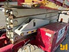 2015 MEC 3259ET 32’ SCISSOR LIFT SN: 13100321