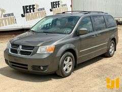 2010 DODGE GRAND CARAVAN SXT VIN: 2D4RN5D10AR446586 FWD