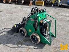 2024 CRATOS ECO100 STAND ON SKID STEER LOADER SN: E1HA2205010