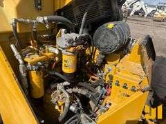 2011 CATERPILLAR CB64 TANDEM VIBRATORY ROLLER SN: DJM00225