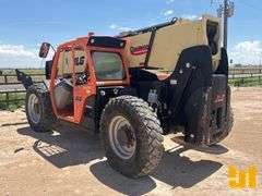 2018 JLG 1055 10000 LB TELESCOPIC FORKLIFT SN: 0160090026