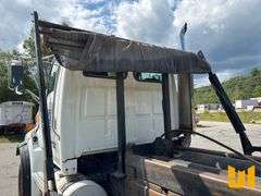 2005 STERLING 8500 TRI ROLL OFF TRUCK