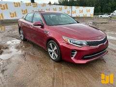 2017 KIA OPTIMA VIN: 5XXGW4L20HG126029 FWD