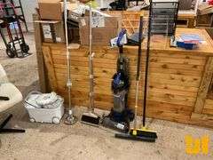 EUREKA  POWER SPEED VACUUM