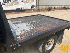 2002 FORD F-350 SINGLE AXLE REGULAR CAB 4X4 FLATBED TRUCK VIN: 1FTSF31L72EB25214
