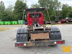 2015 INTERNATIONAL 4300 SBA 4X2 S/A HOOK LIFT TRUCK VIN: 1HTMMMML8FH577860