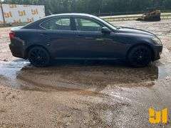 2008 LEXUS IS VIN: JTHCK262085027451 2WD