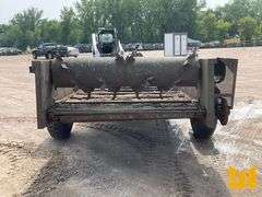MANURE SPREADER