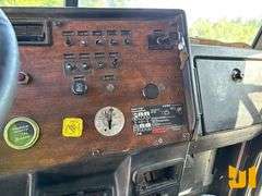 1994 PETERBILT 357 TRI ROLL OFF TRUCK VIN: 1XPAL60X2RN353155