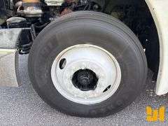 2014 FREIGHTLINER CASCADIA TANDEM AXLE DAY CAB TRUCK TRACTOR VIN: 3AKJGEDY4FDGJ7156