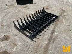 UNUSED ROOT RAKE 70 INCH