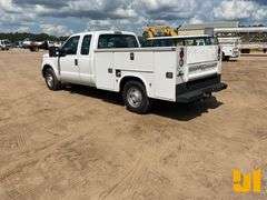 2015 FORD F-250XL SD EXTENDED CAB S/A UTILITY TRUCK VIN: 1FD7X2A62FEB00505