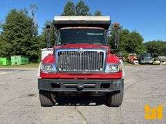 2005 INTERNATIONAL 7600 TRI-AXLE DUMP TRUCK VIN: 1HTWYSBT25J036010