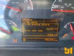 2006 VOLVO TRUCK VHD TRI-AXLE DUMP TRUCK VIN: 4V5K99GH36N393468