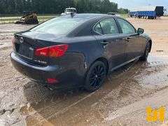 2008 LEXUS IS VIN: JTHCK262085027451 2WD