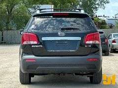 2011 KIA SORENTO EX VIN: 5XYKU4A27BG037709 FWD