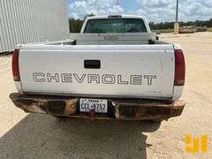 1998 CHEVROLET GMT-400 REGULAR CAB 4X4 PICKUP   VIN: 1GCGK24R5WZ274621