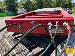 2002 TALBERT TALBERT HYDRAULIC FOLDING NECK FOLDING NECK LOWBOY TRAILER VIN: 40FSK704921021213