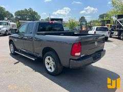 2018 RAM 1500 CREW CAB 4X4 PICKUP VIN: 1C6RR7FG7JS264579