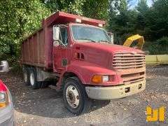 2000 STERLING LT8500 TANDEM AXLE DUMP TRUCK VIN: 2FZXBJBB9YAH13949