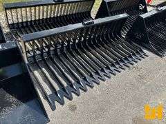 UNUSED SKELETON BUCKET LOW SIDE 76 INCH