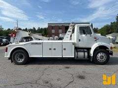 1998 INTERNATIONAL 8100 SINGLE AXLE WRECKER VIN: 1HTHBAHN6WH509736