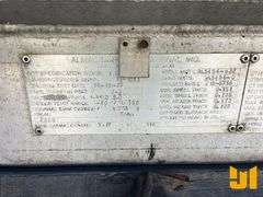 1996 INTERNATIONAL 4900 S FUEL & LUBE TRUCK VIN: 1HTSDAAN2TH314514