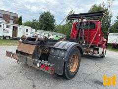 2015 INTERNATIONAL 4300 SBA 4X2 S/A HOOK LIFT TRUCK VIN: 1HTMMMML8FH577860