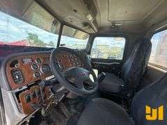 2008 PETERBILT 389 TANDEM AXLE DAY CAB TRUCK TRACTOR VIN: 1XPXD49X78N756383