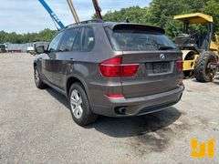 2011 BMW X5 VIN: 5UXZW0C57BL661098 4WD